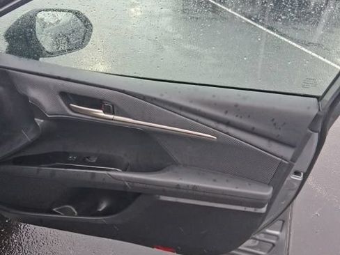 Used 2025 Toyota Camry SE FWD image 26