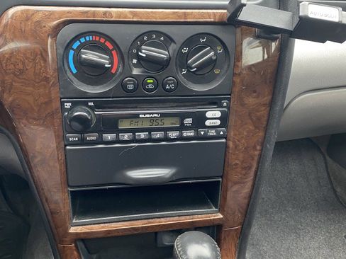 Used 2003 Subaru Legacy L image 21