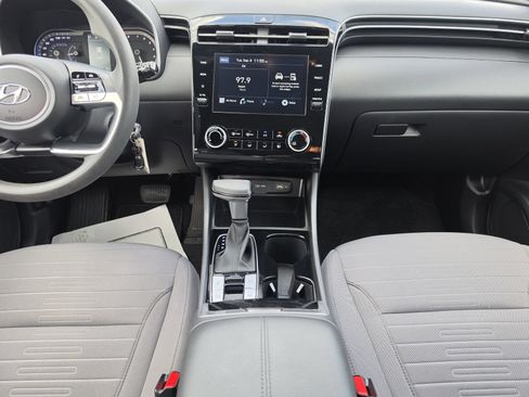 Used 2024 Hyundai Santa Cruz SE AWD/4WD image 17