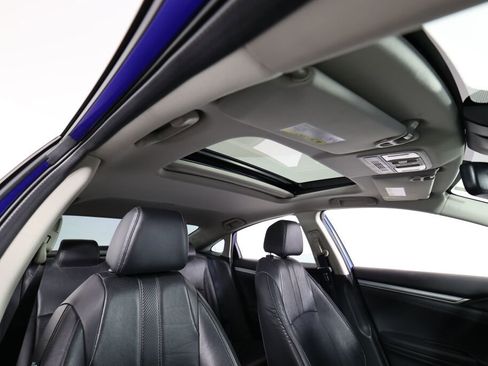 Used 2016 Honda Civic Touring image 40