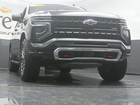 Used 2025 Chevrolet Tahoe Z71 w/ Z71 Off-Road Package AWD/4WD image 3