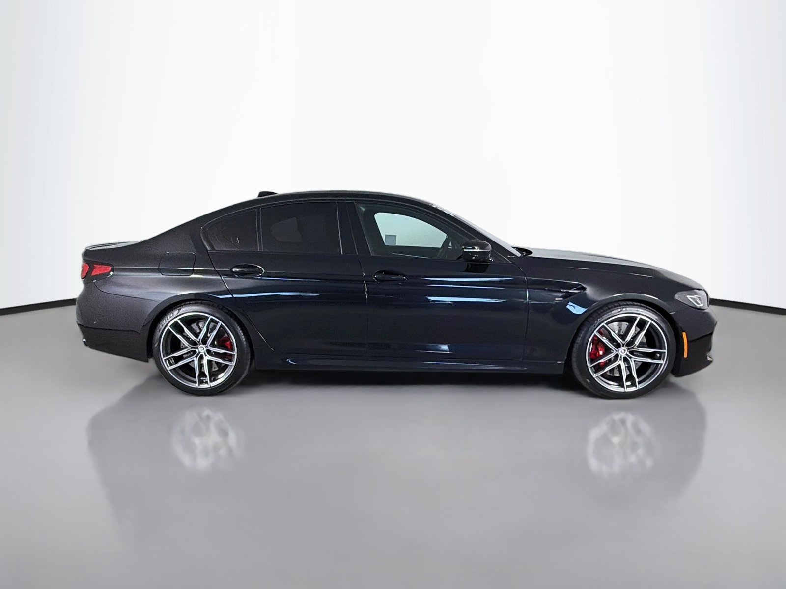 Certified 2023 BMW M5 w/ Competition Package AWD/4WD image 8