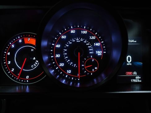 Certified 2023 Hyundai Elantra SE image 22