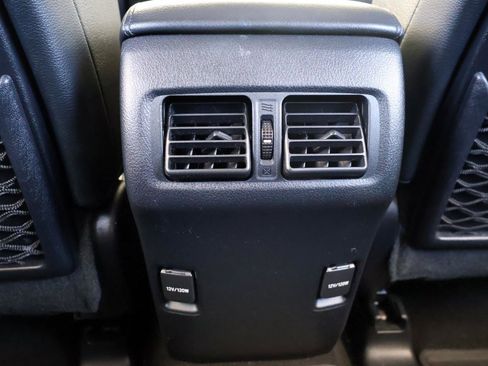 Used 2019 Toyota 4Runner Limited AWD/4WD image 43