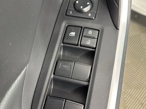 Used 2023 Toyota RAV4 LE image 24