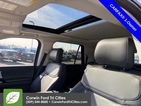 Used 2025 Ford Expedition Max Active image 12