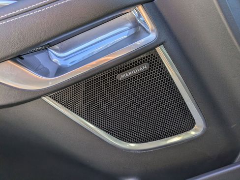 Used 2024 Jaguar E-PACE R-Dynamic SE image 14