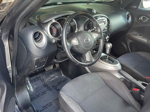 Used 2012 Nissan Juke SV FWD image 12