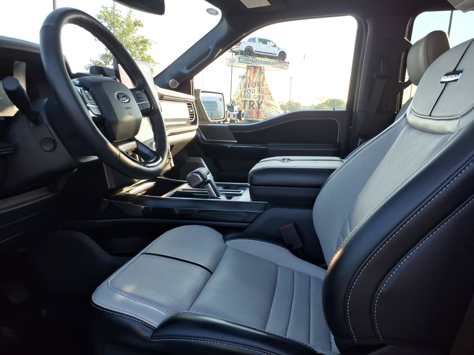 Used 2024 Ford F150 Lightning Platinum AWD/4WD image 10