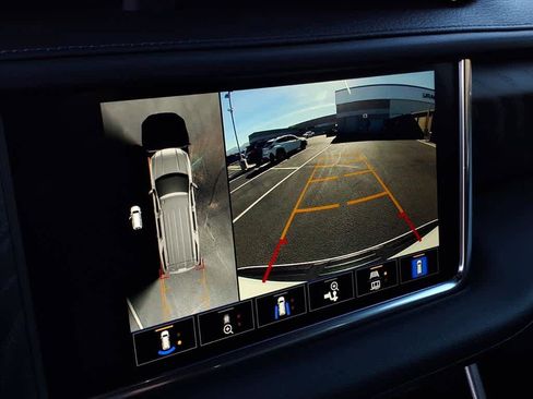 Used 2022 GMC Yukon Denali w/ Advanced Technology Package image 35