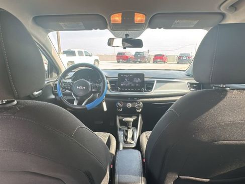 Used 2022 Kia Rio S FWD image 28