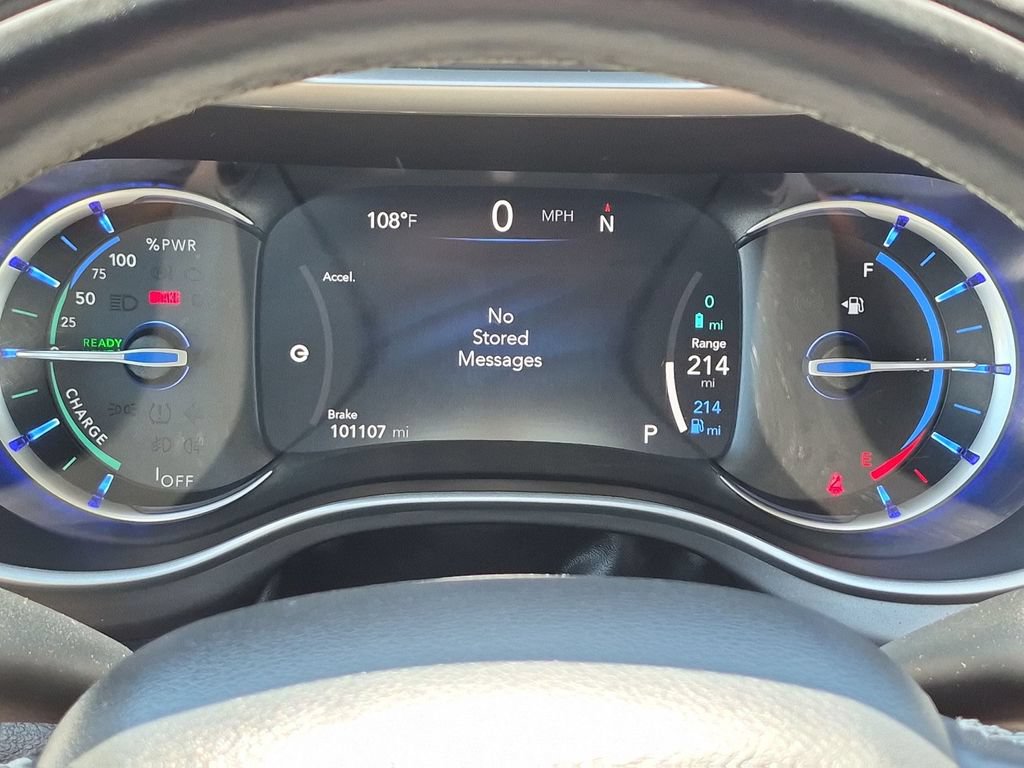 Used 2022 Chrysler Pacifica Touring-L FWD image 28