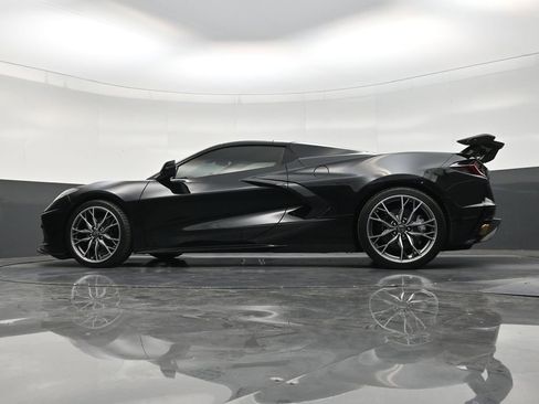 Used 2024 Chevrolet Corvette Stingray Premium Conv w/ Stealth Interior Trim Package RWD image 21