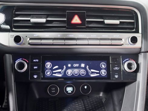 Used 2024 Genesis G70 3.3T Advanced w/ Sport Prestige Package image 25