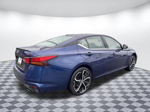 Used 2024 Nissan Altima 2.5 SR image 7