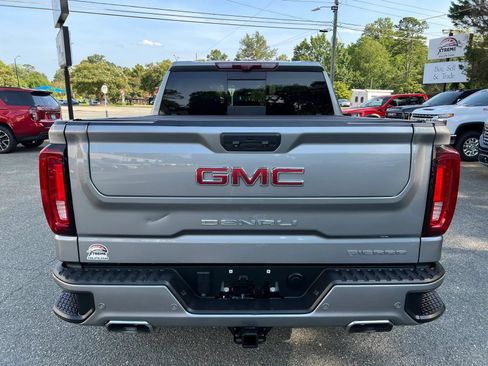Used 2023 GMC Sierra 1500 Denali w/ Denali Reserve Package AWD/4WD image 5