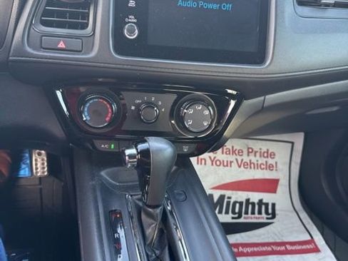 Used 2020 Honda HR-V Sport image 15