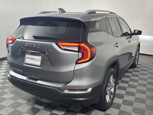Used 2023 GMC Terrain SLT image 14