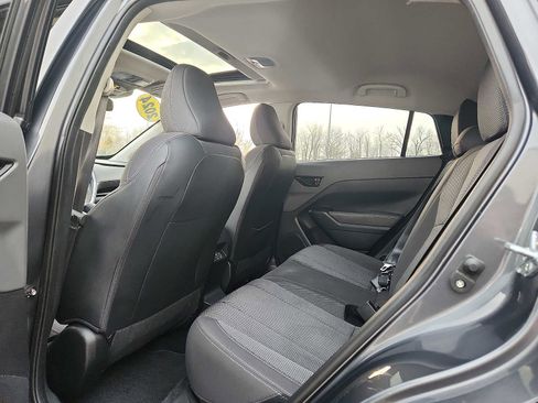 Used 2024 Subaru Crosstrek 2.0i Premium image 10