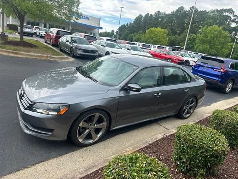 Used 2015 Volkswagen Passat 1.8T Wolfsburg Edition FWD image 8