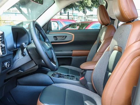 New 2023 Ford Bronco Sport Outer Banks w/ Tech Package image 18