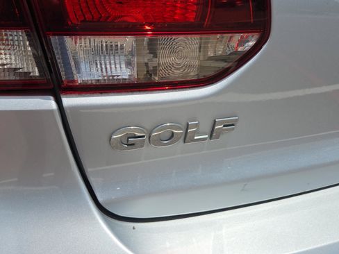 Used 2013 Volkswagen Golf 2-Door FWD image 5