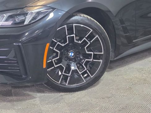Used 2025 BMW 430i xDrive w/ M Sport Package AWD/4WD image 2