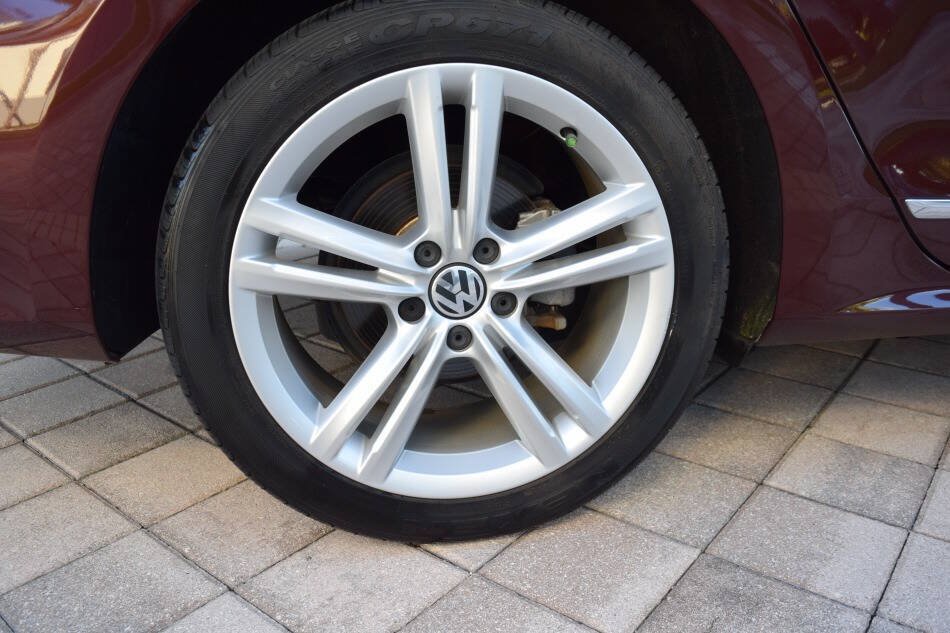 Used 2014 Volkswagen Passat TDI SE FWD image 88