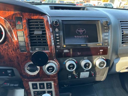 Used 2008 Toyota Sequoia Platinum image 48