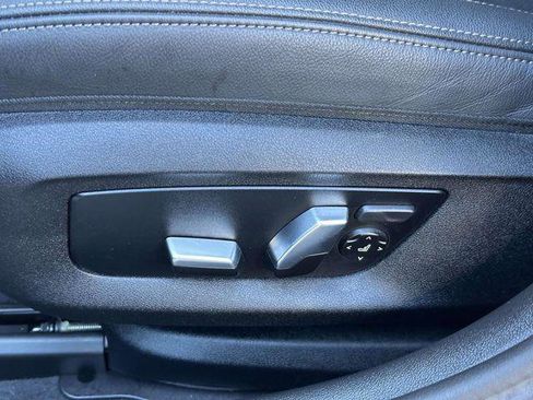 Used 2023 BMW 530i xDrive i xDrive w/ Premium Package image 14