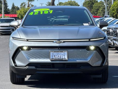 Used 2026 Chevrolet Equinox EV LT FWD image 10