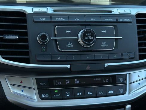 Used 2014 Honda Accord Sport image 25