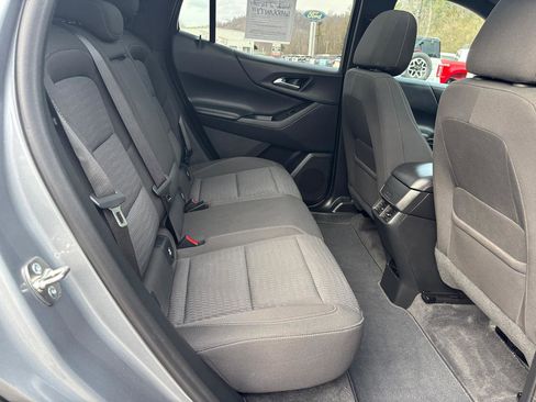 Used 2025 Chevrolet Equinox LT w/ Safety and Technology Package image 12