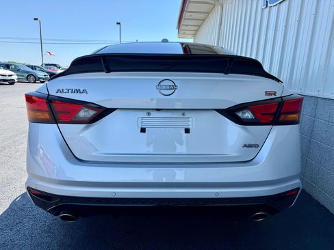 Used 2025 Nissan Altima 2.5 SR AWD/4WD image 5