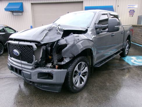 Used 2020 Ford F150 XL w/ Equipment Group 101A Mid AWD/4WD image 2