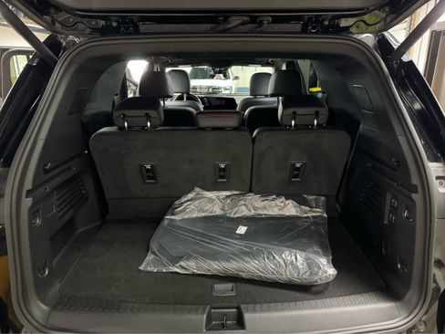 Certified 2025 Chevrolet Traverse RS w/ LPO, Floor Liner Package image 13