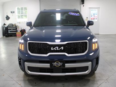 Used 2024 Kia Telluride EX