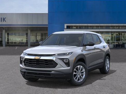 New 2026 Chevrolet TrailBlazer LS FWD image 6