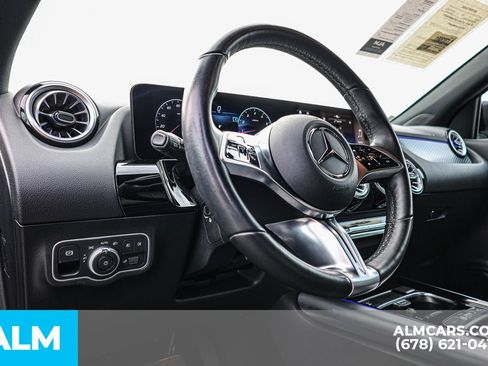 Used 2025 Mercedes-Benz GLA 250 4MATIC image 29