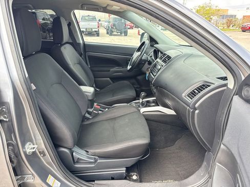 Used 2014 Mitsubishi Outlander Sport ES image 20