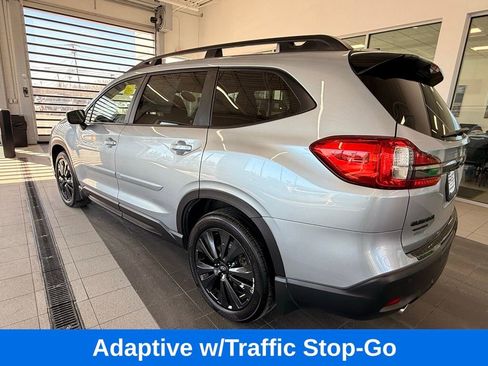 Used 2022 Subaru Ascent Onyx Edition image 6