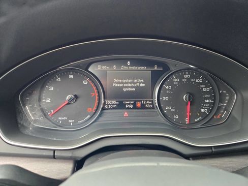 Used 2023 Audi Q5 2.0T Premium w/ Convenience Package AWD/4WD image 26