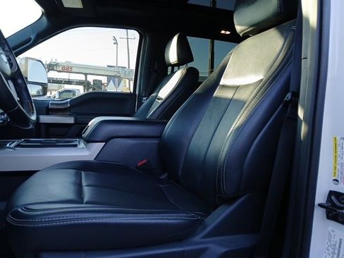 Used 2022 Ford F350 Lariat w/ Lariat Ultimate Package image 10