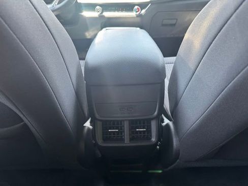 Used 2025 Chevrolet Equinox LT w/ Safety and Technology Package AWD/4WD image 8