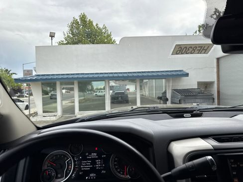 Used 2016 RAM 2500 Big Horn AWD/4WD image 13