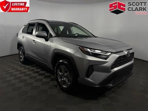 Used 2025 Toyota RAV4 XLE image 1