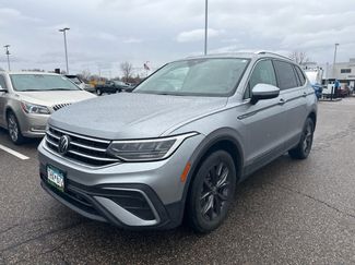Used 2022 Volkswagen Tiguan SE video 2