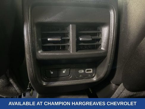 Used 2019 Cadillac XT4 Sport w/ Cold Weather Package FWD image 29
