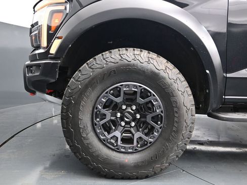 Used 2025 Ford F150 Raptor w/ Equipment Group 803A Raptor R AWD/4WD image 11