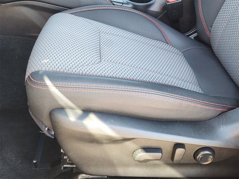 Used 2024 Subaru Forester Sport image 34